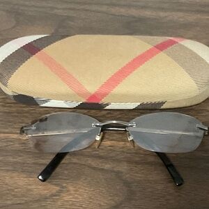 BURBERRY - Sunglasses & Case. pre owned